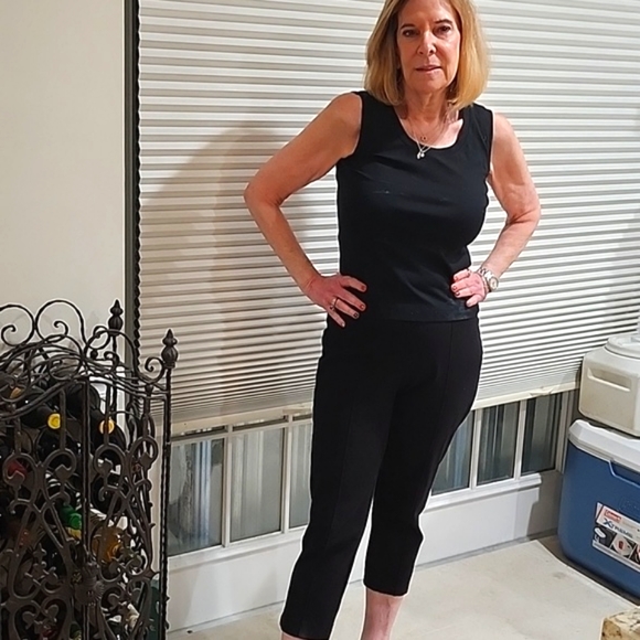 St. John 2-piece pant set with bonus shell P/4 - Picture 5 of 8